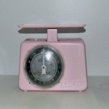 Vintage pink scale