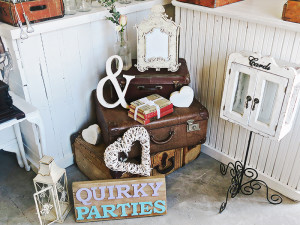 Quirky Parties - Suitcase - Vintage Display - Hire 2